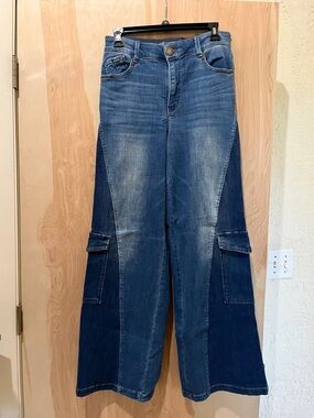 Wit & Wisdom Two-Tone Blue Wide Leg Cargo Jeans
